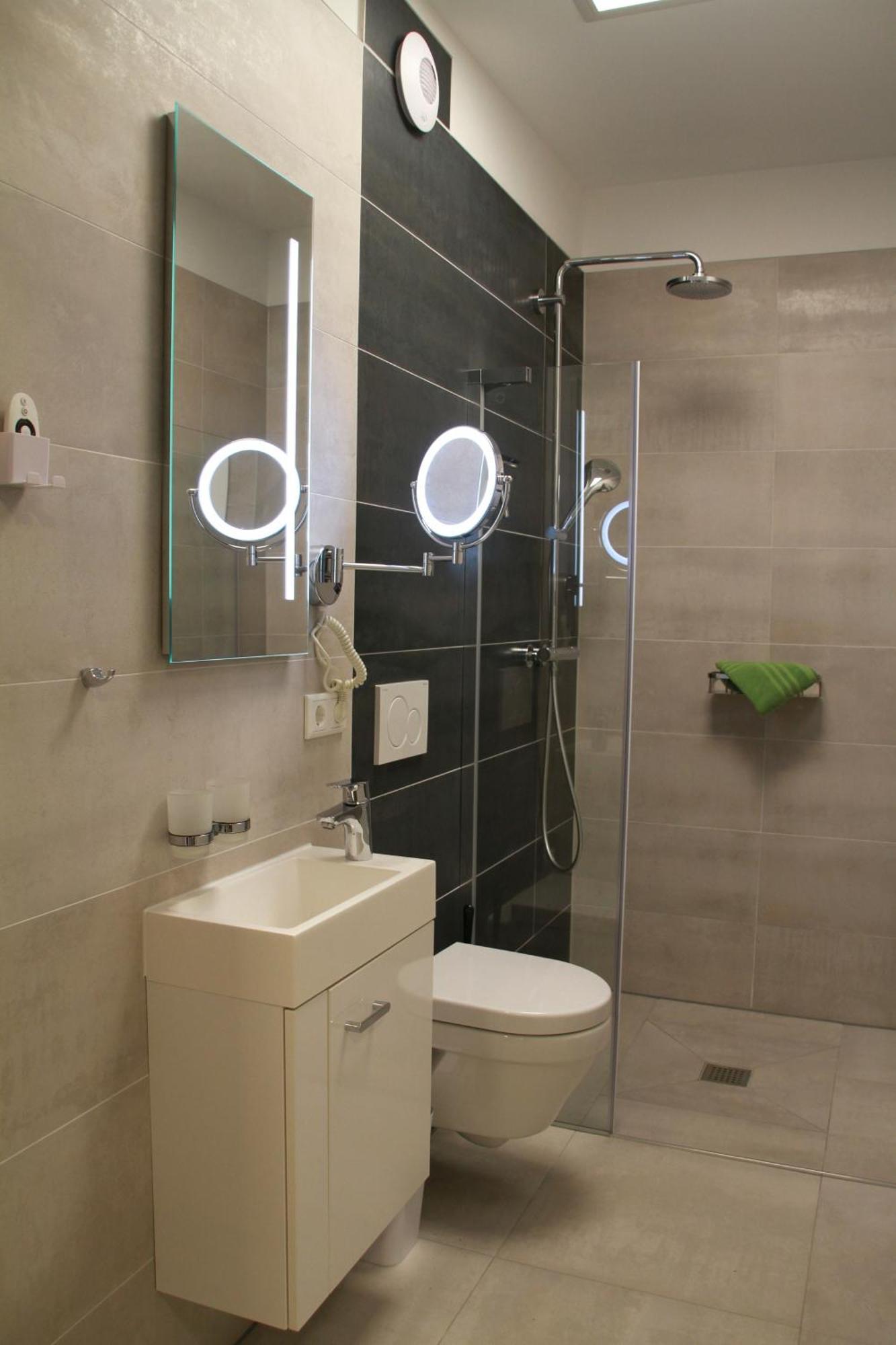 Villa Gruen, Wohnung 10 Tabarz Esterno foto